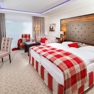 Comfort Zimmer mit Kingsize-Bett